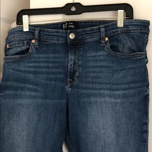 Excellent Condition Gap Skinny Skimmer Jeans